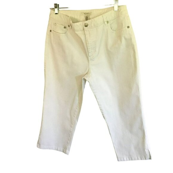 Dress Barn Women's 5-Pocket Stretch Capris in Bright White Size 12 High Rise - Picture 1 of 9
